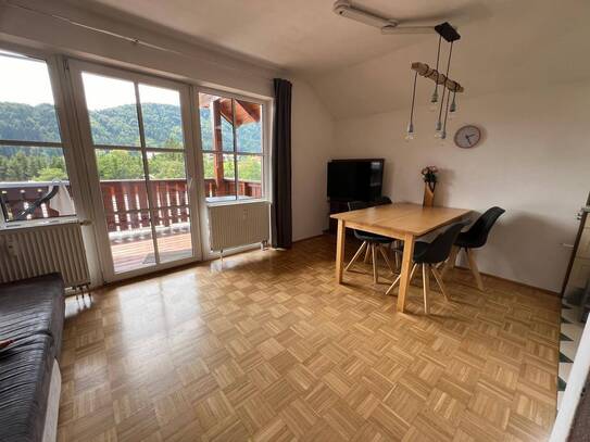 2-Zimmer-Wohnung mit Balkon in Hof (Tiefgraben)