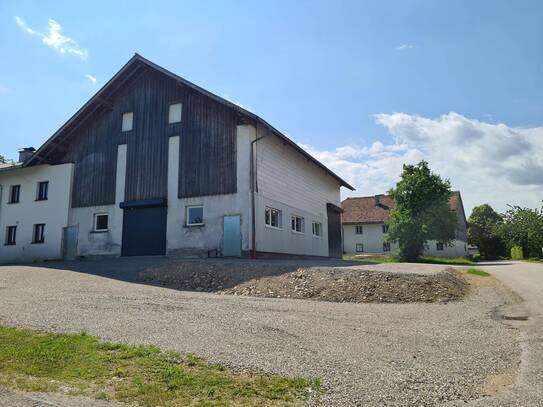 Lagerhalle / Betriebsstandort zu Vermieten | Teilbar, 5 Rolltore, 2 Geschoße