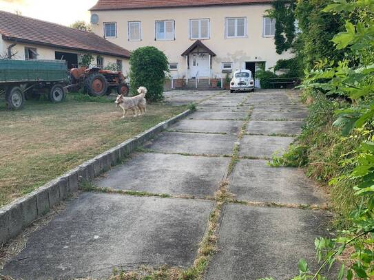 Teilsaniertes Winzerhaus zu verkaufen