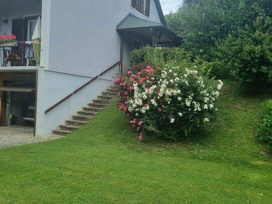 Einfamilienhaus im Grünen