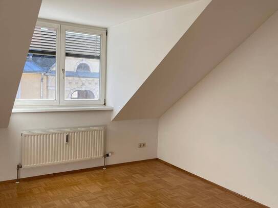 38 m² Wohnung in der Steyrergasse, direkt neben der TU und Kunst Uni Graz zu vermieten!