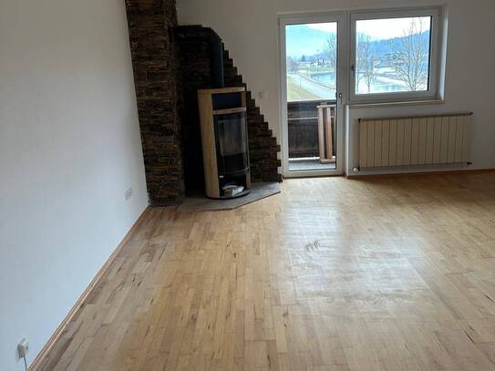 Freundliche 3-Zimmer-Wohnung mit Balkon in Kirchbichl