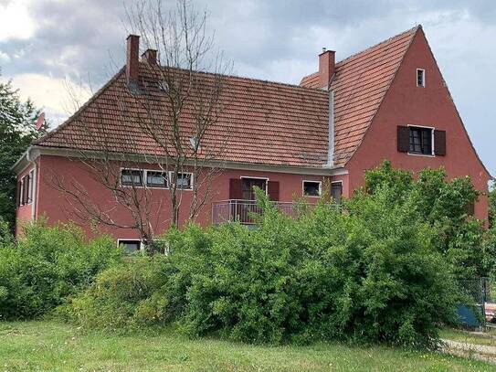 Wohnung in Ruhelage mit angrenzendem Teich und BALKON sowie großem Garten mit Garage/n - PROVISIONSFREI