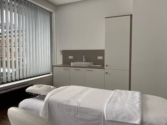 Behandlungsräume - Büro - Ordination in Gemeinschaftspraxis im Zentrum von Kaprun zu vermieten