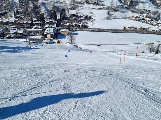 Direkt am Skilift & Skipiste, Zweitwohnsitz in Saalbach, 5min ins Zentrum