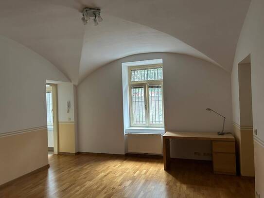 Schöne 2,5-Raum-Erdgeschosswohnung in Innsbruck