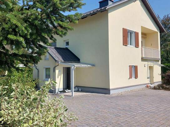 Preiswertes, großes und saniertes 6-Zimmer-Einfamilienhaus mit EBK in Feldbach