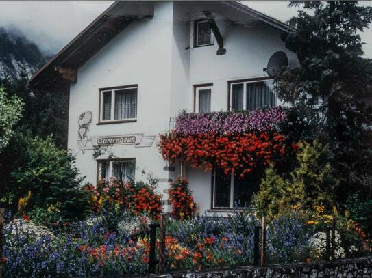 Einfamilienhaus mit großzügiger Grundstücksfläche