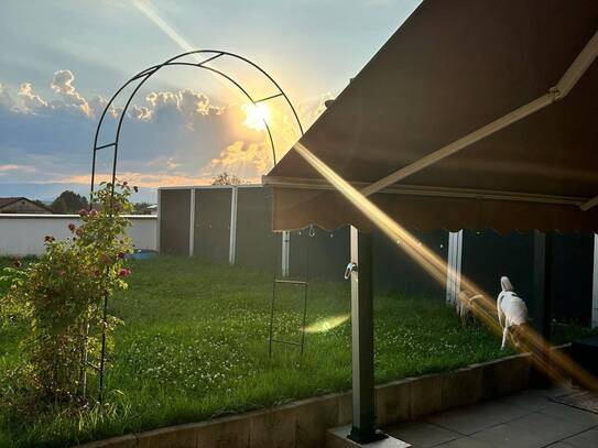 Wunderschöne 2 Zimmer Wohnung mit Garten zu vermieten