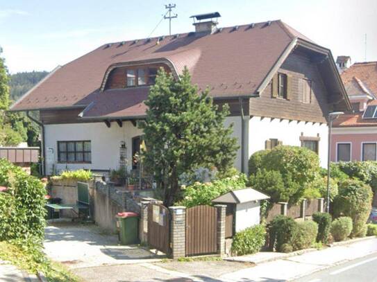 Charmantes Landhaus in zentraler Lage