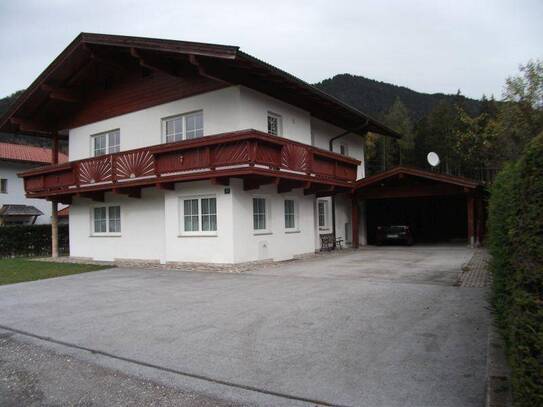 Traumhafte 3 Zimmer Wohnung mit großen Balkon und Panoramablick und überdachten Stellplatz in Thiersee