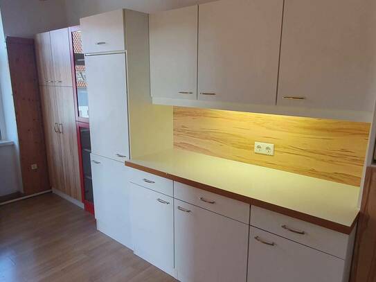 28 m² Wohnung mit 41 m² Gartenanteil teilmöbliert