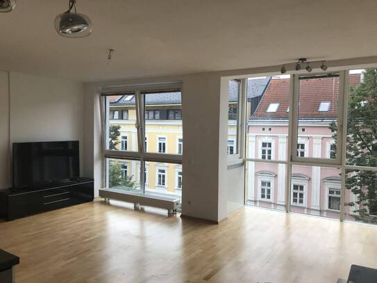 Helle Zwei Zimmerwohnung mit 55qm im Zentrum von Krems (Provisionsfrei)