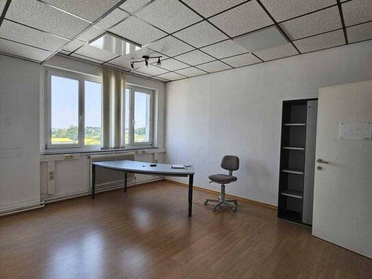 Modernes Büro / Praxis in Vösendorf - ca. 35.6m² Fläche für effizientes Arbeiten (Büro, Firmenadresse, Lager)