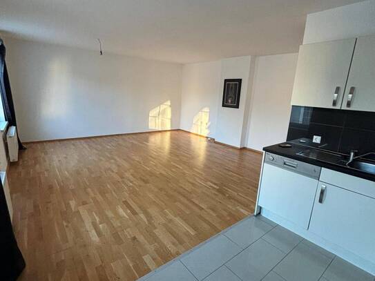 Helle 90m2 Wohnung im Zentrum von Ried