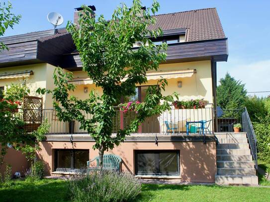 Exklusives Einfamilienhaus in grüner Ruhelage am Stadtrand von Wien – 210 m² Wohnfläche, Terrasse, Loggia & Garten