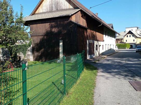 Bauernhaus mit Stall und Stadel