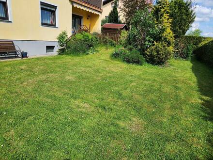 Provisionsfreies charmantes Mehrfamilienhaus in idyllischer Siedlungslage