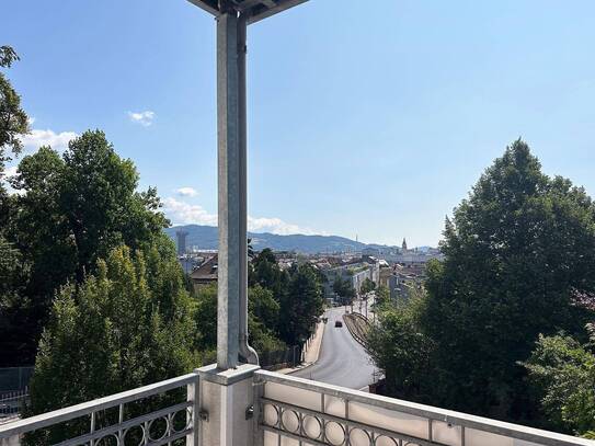 Willkommen Zuhause: Traumhafte Eigentumswohnung am Füße des Pöstlingbergs mit wunderbaren Blick auf Linz und Stadtnähe…