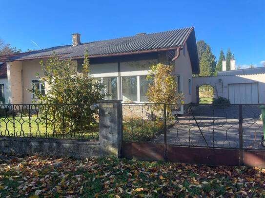 Idylisches Haus am Waldrand mit großem Garten zu verkaufen