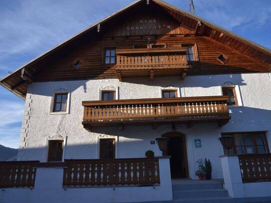 Charmantes Bauernhaus in ruhiger Lage im Alpendorf mit Privatzimmervermietung zu verpachten