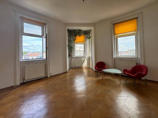 Reserviert! Privatverkauf: In absoluter Ruhelage befindet sich diese wunderschöne Altbauwohnung in einer Sackgasse am F…