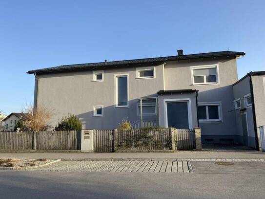 315m2 große Villa mit Garage, Garten und Sauna- ideal als Zweifamilienhaus oder Wohnen und Arbeiten