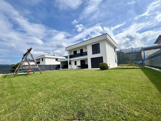 Exklusives Einfamilienhaus I neuwertig I Terrasse I Doppelgarage I ca. 168m² Wohnfläche I 798 m² Grundfläche I Althofen…