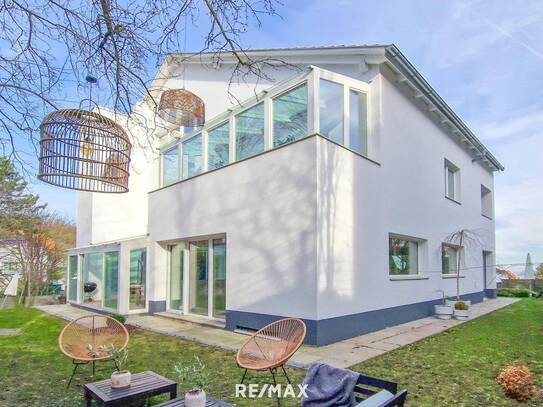 Imposante Ein-/Zweifamilien-Villa mit Panoramasicht, Lift und großzügigem SPA-Bereich