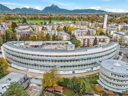 Markantes Bürogebäude an der Alpenstraße zur Miete