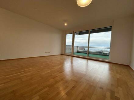 3 Zimmer Eck-Maisonette-wohnung am Gedersberg mit traumhaften Fernblick!