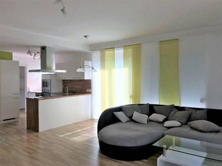 Top Anleger-Maisonettenwohnung mit eigenem Garten und Carport! Provisionsfrei!