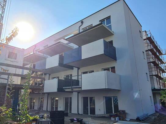 Neubau 2-Zimmer-Wohnung mit großen Westbalkon