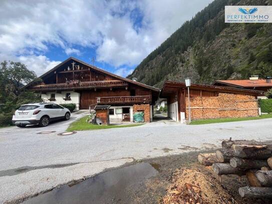 Landwirtschaftliches Bauernhaus mit zwei Wohneinheiten zu verkaufen!