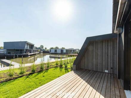 "Mein Platz am Wasser" im Segelhafen West in Neusiedl am See