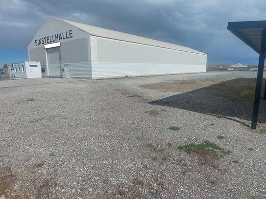 1000m² Lagerhalle + 4900m² Freifläche + Büro + Dusche + WC