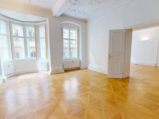 ++ ALTBAUFLAIR durch und durch ++ TOP Altbauwohnung im 1. OG ++ Palais in INNENSTADLAGE in beliebter Schmiedgasse ++ JE…