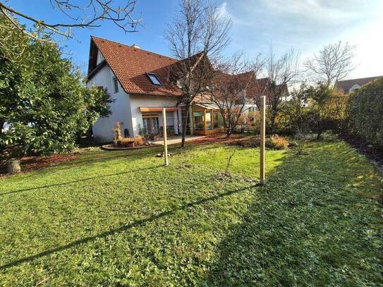 Großzügiges Reihenhaus (126m²) mit Garten und Carports in ruhiger Lage in Fürstenfeld!