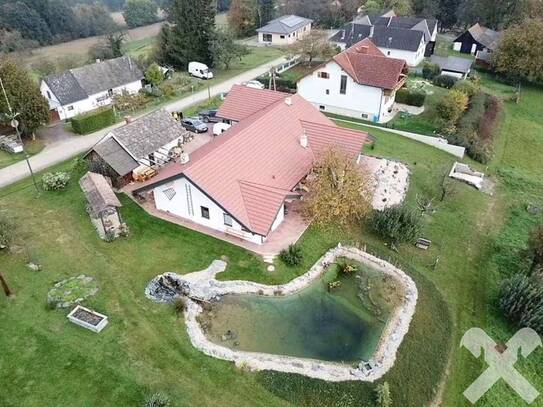 Traumhaftes Landhaus mit eigenem Kellerstöckl und Schwimmteich am Südhang
