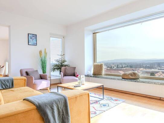 WG ZIMMER - MODERNES MIETHAUS MIT BALKON, GARTEN UND GÄSTEZIMMER MIT BLICK ÜBER KREMS