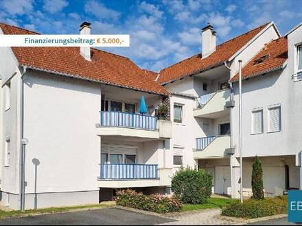 Großzügige Dachgeschosswohnung mit Loggia