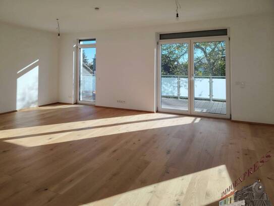 Neuer Preis! - moderne 3-Zimmerwohnung mit Balkon und großer Terrasse (ca.90m²) wartet auf Sie! Erstbezug!