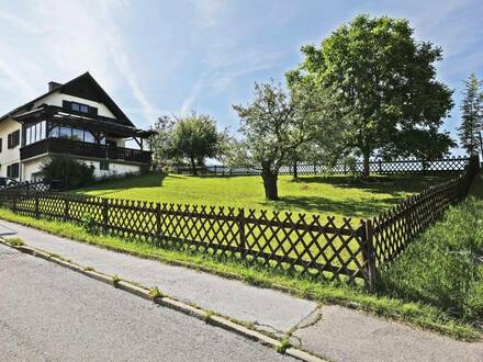 Voll unterkellertes Haus mit Garage und großer überdachter Terrasse in Aussichtslage in Semriach! Sehr schöner Allgemei…