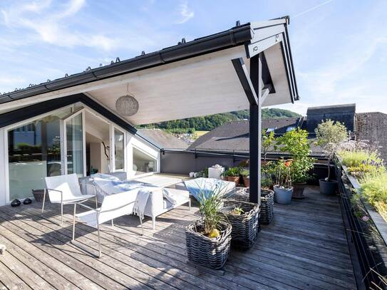 MATTSEE | Luxuriöse Loft-Wohnung in Seenähe mit 360° Dachterrasse in zentraler Lage