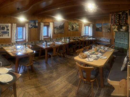 Gastronomische Berghütte in 2.350 m Höhe