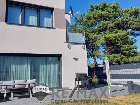 "Modernes Traumhaus mit Dachterrasse und Garten in Wien-Essling"