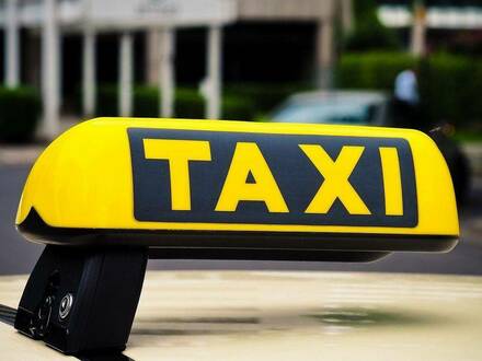 Gut eingeführtes Taxiunternehmen zu verkaufen