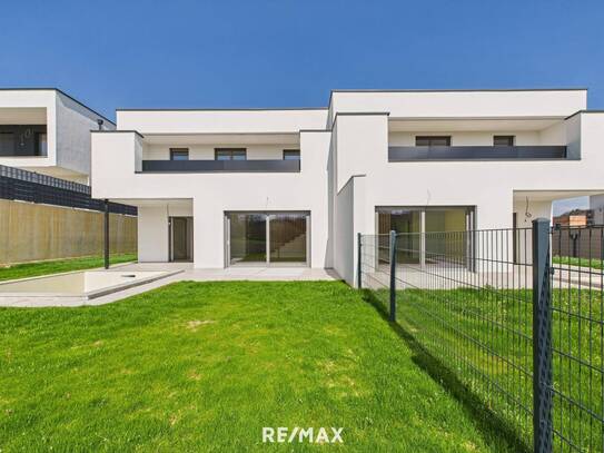 Doppelhaushälfte mit Pool und 160m² Wohnfläche