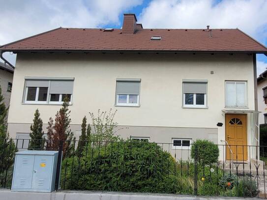 Einfamilienhaus mit sonnigem Garten in Bad Vöslau — gestalten Sie Ihr neues Zuhause nach Ihren Wünschen!