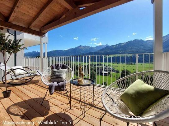 WEITBLICK W8: Dachgeschosswohnung in Sonnenhanglage mit unverbautem Panoramablick und großem Balkon